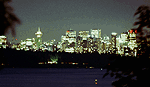 Skyline bei Nacht